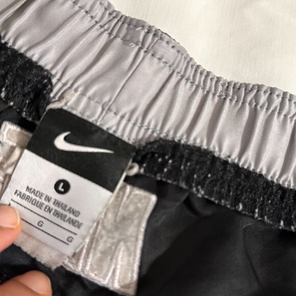 Nike Board Shorts Cargo Swim Trunks Surfing - Size: Large - Picture 3 of 7